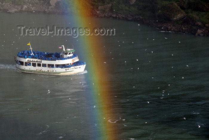 usa284: Niagara Falls, New York, USA: rainbow and Maid of the Mist VII tour boat - seagulls and Niagara river - photo by M.Torres - (c) Travel-Images.com - Stock Photography agency - Image Bank