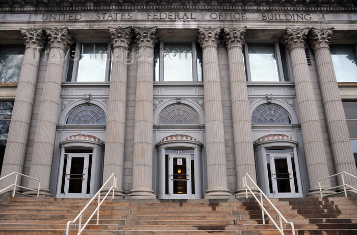 usa293: Minneapolis, Minnesota, USA: corinthian columns - United States Federal Office Building, originally a post office - neo-classical facade -  photo by M.Torres - (c) Travel-Images.com - Stock Photography agency - Image Bank