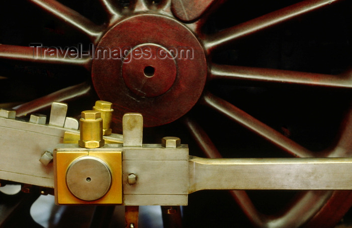 usa307: Dearborn, Michigan, USA: drivetrain of a steam powered locomotive in the Henry Ford Museum -  bogie detail - photo by C.Lovell - (c) Travel-Images.com - Stock Photography agency - Image Bank