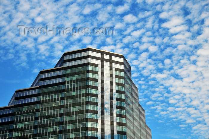usa311: Cleveland, Ohio, USA: North Point Tower - architect Jerry Payto - postmodern style - corner of East 9th Street and Lakeside Avenue - photo by M.Torres - (c) Travel-Images.com - Stock Photography agency - Image Bank