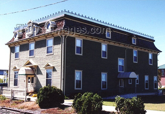 usa379: Fort Smith (Arkansas): old brothel - Miss Laura's Social Club - located between the railroad and the river - photo by G.Frysinger - (c) Travel-Images.com - Stock Photography agency - Image Bank