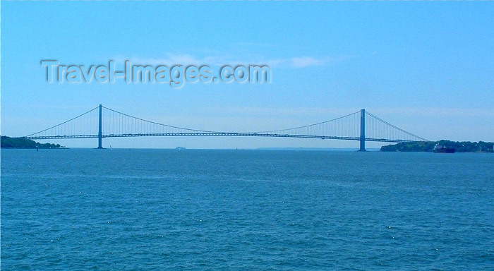 usa385: New York, USA: Verrazano-Narrows Bridge - double-decked suspension bridge connecting Staten Island to Brooklyn - designed by the Swiss structural engineer Othmar Ammann - Staten Island bridge - photo by Llonaid - (c) Travel-Images.com - Stock Photography agency - Image Bank