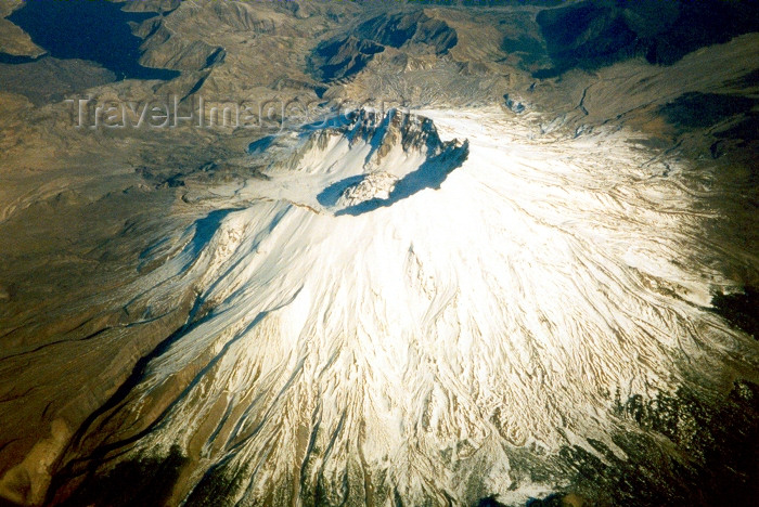 usa4: USA - Mount St. Helens volcano (Washington): snow over the Cascades - active stratovolcano in Skamania County - photo by M.Torres  - (c) Travel-Images.com - Stock Photography agency - Image Bank