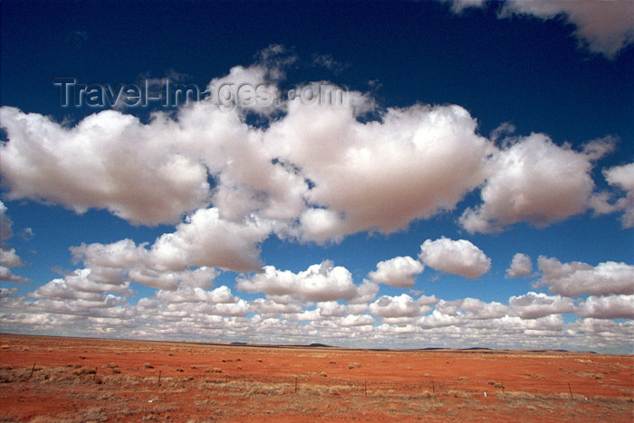 usa437: USA - Navajo Nation (Arizona): blue sky and puffy clouds (photo by G.Friedman) - (c) Travel-Images.com - Stock Photography agency - Image Bank