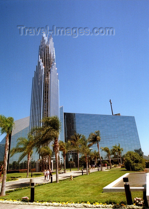 usa468: Garden Grove (California): Dr. Robert Schuller's Crystal Cathedral - exterior - Orange County - Photo by G.Friedman - (c) Travel-Images.com - Stock Photography agency - Image Bank
