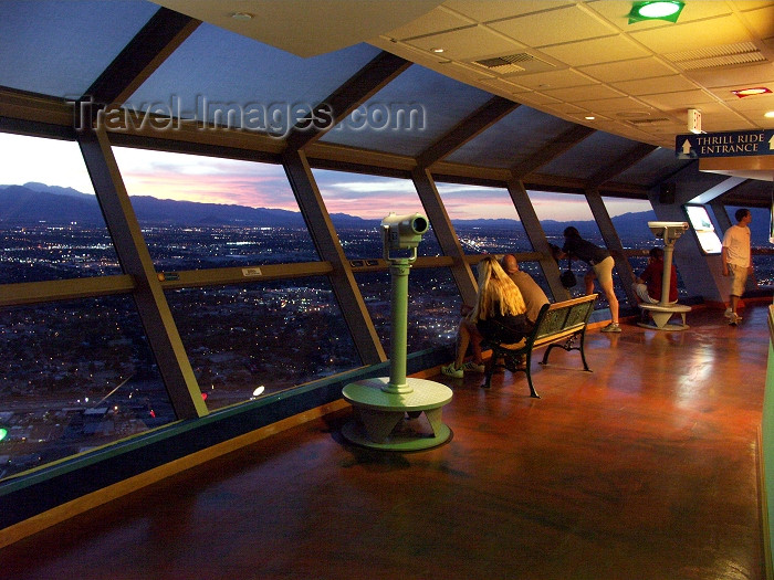 usa485: Las Vegas (Nevada): viewing platform (photo by G.Friedman) - (c) Travel-Images.com - Stock Photography agency - Image Bank