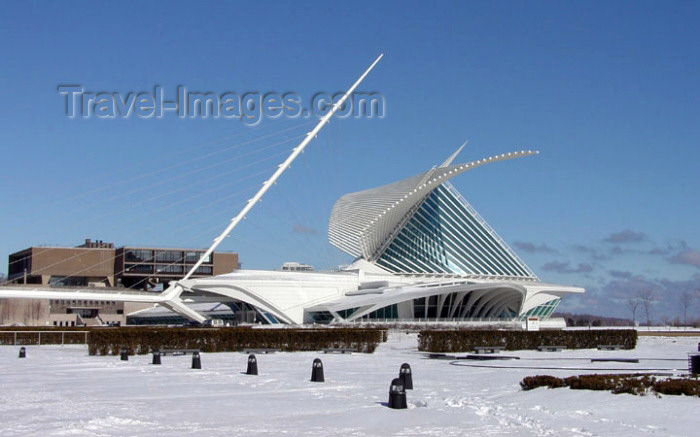 usa528: Milwaukee, Wisconsin, USA: Milwaukee Art Museum - Lake Front - architecture by Santiago Calatrava - photo by G.Frysinger - (c) Travel-Images.com - Stock Photography agency - Image Bank