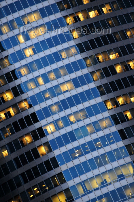 usa535: Chicago, Illinois, USA: evening in the office - Hyatt Center - skyscraper designed by Harry Cobb of Pei Cobb Fried & Partners - curtain wall - 71 South Wacker Drive - photo by M.Torres - (c) Travel-Images.com - Stock Photography agency - Image Bank