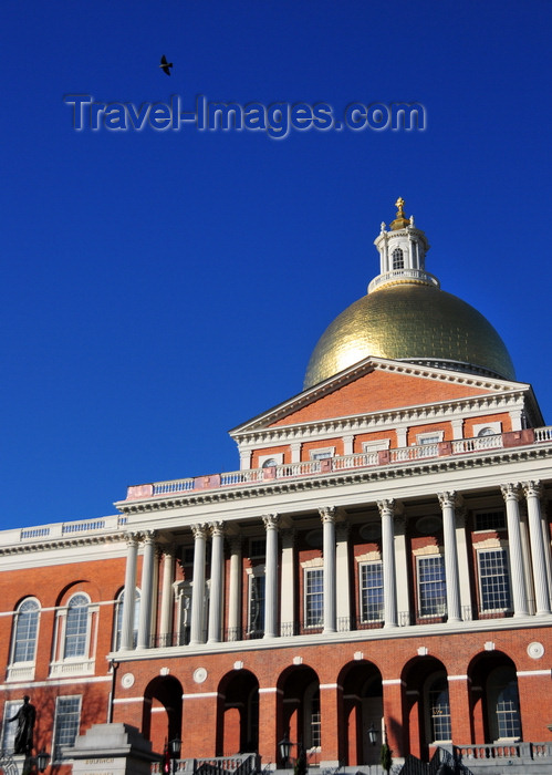 usa541: Boston, Massachusetts, USA: Massachusetts State House - the oldest building on Beacon Hill - Massachusetts General Court and the offices of the Governor of Massachusetts - photo by M.Torres - (c) Travel-Images.com - Stock Photography agency - Image Bank