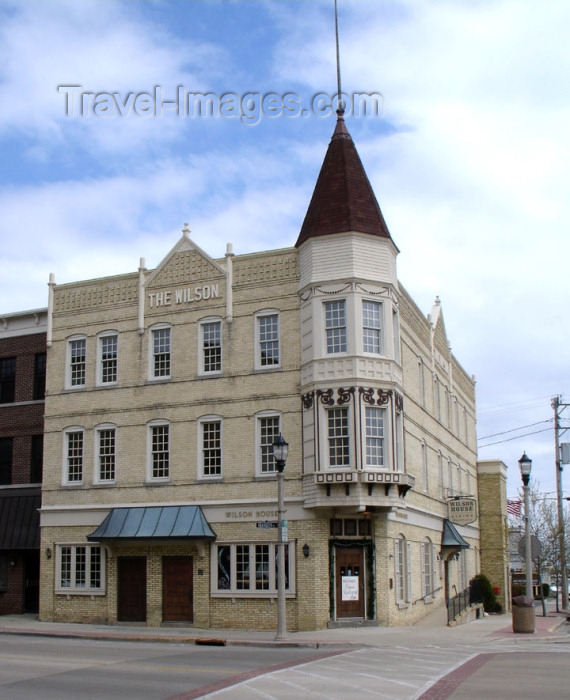 usa560: Port Washington (Wisconsin): Wilson House  - Ozaukee County  - photo by G.Frysinger - (c) Travel-Images.com - Stock Photography agency - Image Bank