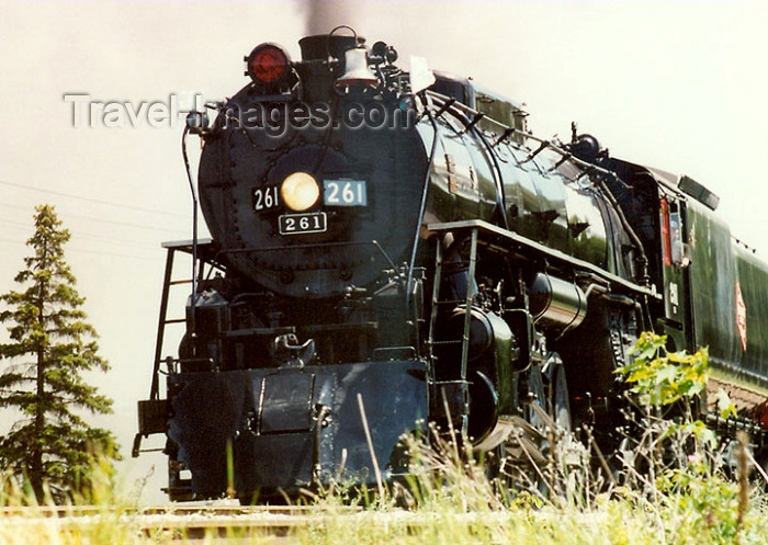 usa569: Green Bay (Wisconsin): Steam Locomotive 261 - North Star Rail - photo by G.Frysinger - (c) Travel-Images.com - Stock Photography agency - Image Bank