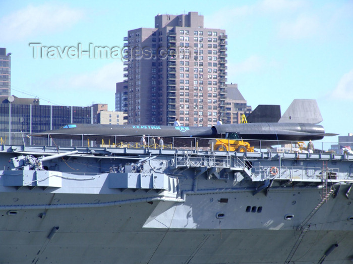 usa621: New York City: aircraft carrier - Intrepid Sea-Air-Space Museum - Lockheed SR-71 Blackbird spy plane - photo by M.Bergsma - (c) Travel-Images.com - Stock Photography agency - Image Bank