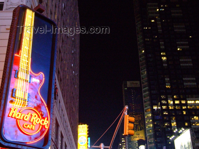 usa623: Manhattan (New York City): Hard Rock Cafe - Times Square - guitarr neon - photo by M.Bergsma - (c) Travel-Images.com - Stock Photography agency - Image Bank