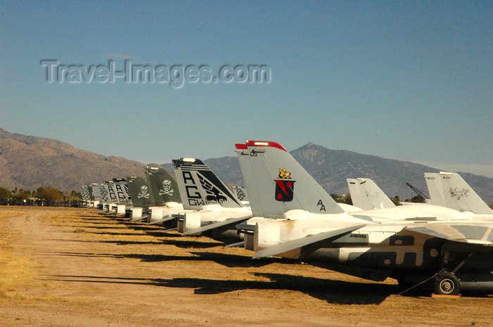usa742: USA - Tucson (Arizona): Pima Air and Space Museum - retired F-14A Tomcats - Arizona Aerospace Foundation - mothballed fighter aircraft (photo by K.Osborn) - (c) Travel-Images.com - Stock Photography agency - Image Bank