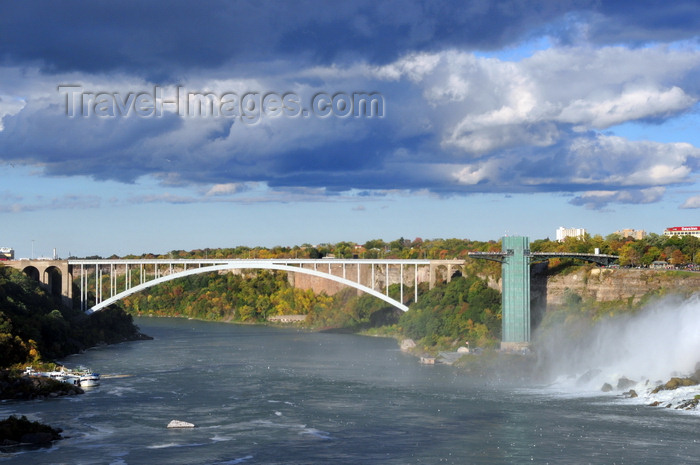 usa797: Niagara Falls, New York, USA: Prospect Point Park tower and Rainbow Bridge over the Niagara River - steel arch bridge - architect Richard Lee - photo by M.Torres - (c) Travel-Images.com - Stock Photography agency - Image Bank