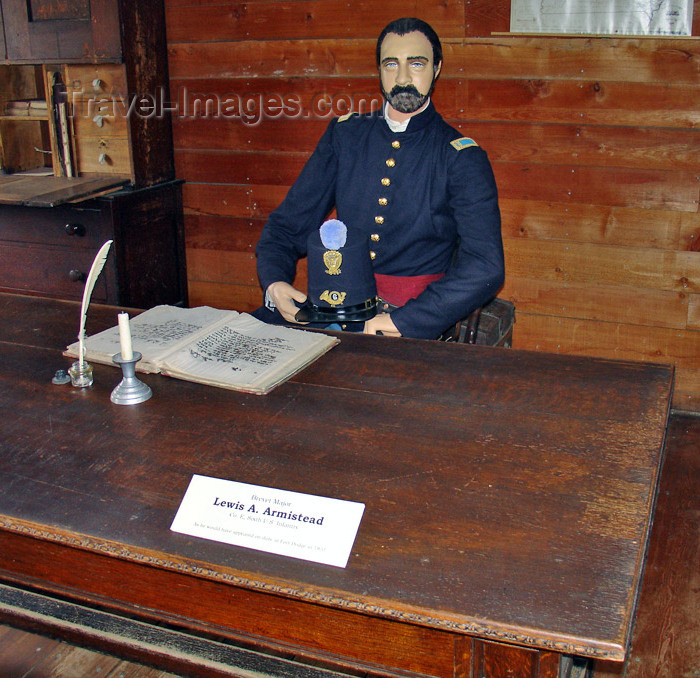 usa874: USA - Fort Dodge (Iowa): Carlson-Richey Log Home (1855) - photo by G.Frysinger - (c) Travel-Images.com - Stock Photography agency - Image Bank