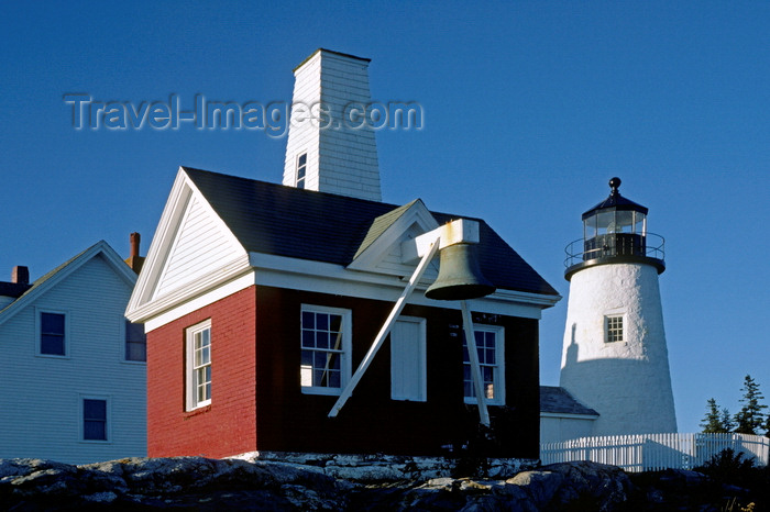 usa897: Bristol, Maine, USA: Pemaquid Point Lighthouse (1827) with its large warning bell on the Atlantic coast - USCG nr 1-5145 - photo by C.Lovell - (c) Travel-Images.com - Stock Photography agency - Image Bank
