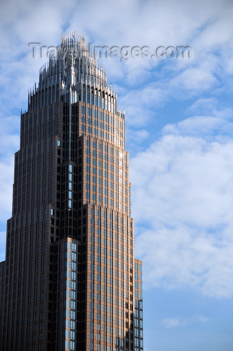 usa904: Charlotte, North Carolina, USA: Bank of America Corporate Center on North Tryon Street - tallest building in North Carolina - architect Cesar Pelli - postmodernism - photo by M.Torres - (c) Travel-Images.com - Stock Photography agency - Image Bank