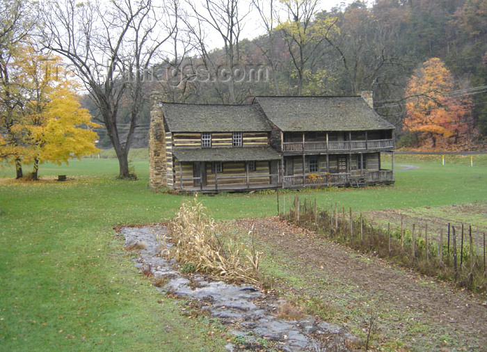 usa917: USA - Mathias (West Virginia): the Mathias homestead - photo by G.Frysinger - (c) Travel-Images.com - Stock Photography agency - Image Bank