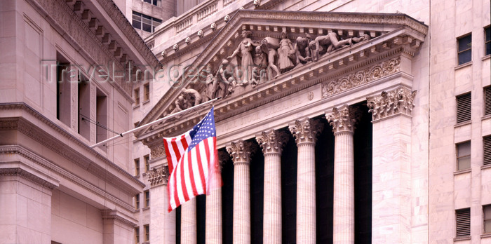 usa986: Manhattan (New York): neo-classical facade of the Stock Exchange - photo by A.Bartel - (c) Travel-Images.com - Stock Photography agency - Image Bank