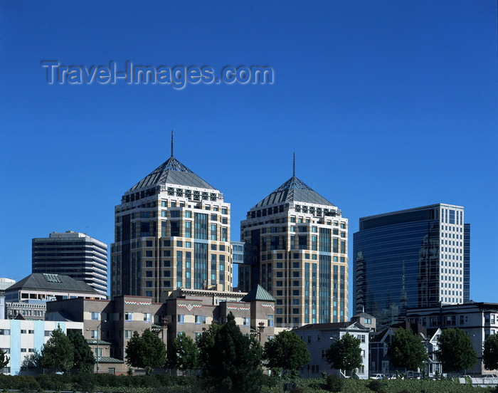usa997: Oakland, California: Oakland Federal Buildings -  Clay Street, North and South towers - modern architecture - architect: Kaplan McLaughlin Diaz - photo by A.Bartel - (c) Travel-Images.com - Stock Photography agency - Image Bank