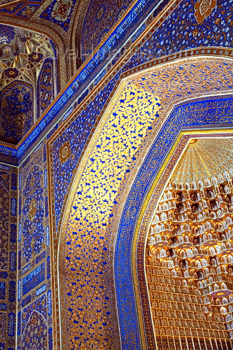 uzbekistan2: Bobi Khanum Mosque, Samarakand,Uzbekistan - photo by A.Beaton  - (c) Travel-Images.com - Stock Photography agency - Image Bank