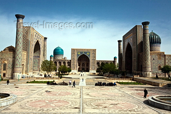 uzbekistan3: Registan, Samarakand, Uzbekistan - photo by A.Beaton  - (c) Travel-Images.com - Stock Photography agency - Image Bank