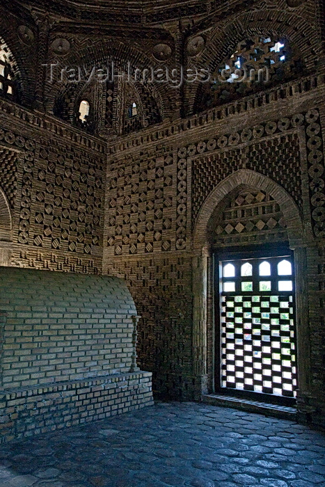 uzbekistan35: Ismael Samani Mausoleum, Bukhara, Uzbekistan - photo by A.Beaton  - (c) Travel-Images.com - Stock Photography agency - Image Bank