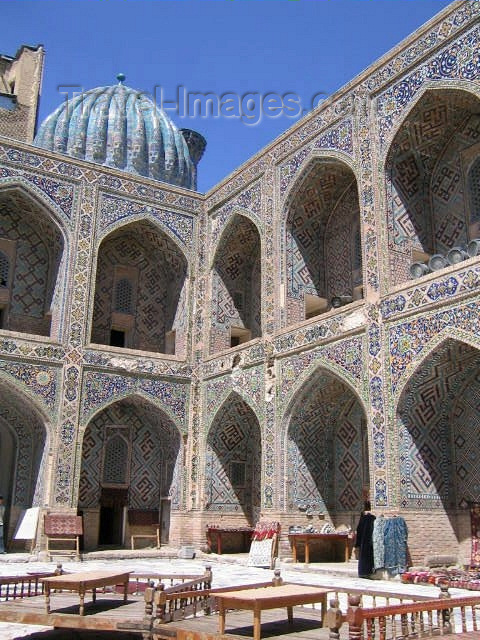 uzbekistan47: Uzbekistan - Samarkand / Samarqand / Samarcanda / SKD : Registan Square - Shir Dar / Shir Dor madrasa - arches (photo by J.Marian) - (c) Travel-Images.com - Stock Photography agency - Image Bank