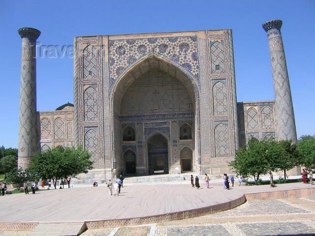 uzbekistan49: Uzbekistan - Samarkand / Samarqand / Samarcanda / SKD : Registan Square - Ulug Beg madrasa / medrese / madrasah (photo by J.Marian) - (c) Travel-Images.com - Stock Photography agency - Image Bank