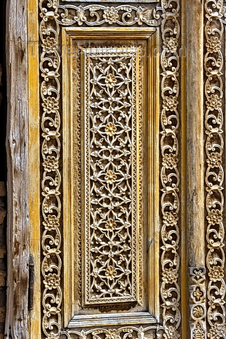 uzbekistan58: Inlaid Decoration, Ak Serai Palace; Shahrisabz - photo by A.Beaton  - (c) Travel-Images.com - Stock Photography agency - Image Bank