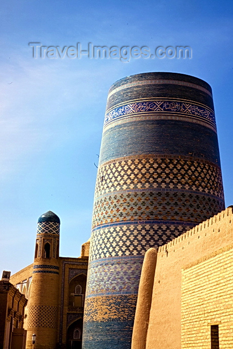 uzbekistan65: Kalta Minaret, Khiva, Uzbekistan - photo by A.Beaton  - (c) Travel-Images.com - Stock Photography agency - Image Bank