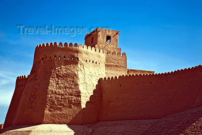 uzbekistan70: Watchtower on City Walls, Khiva, Uzbekistan - photo by A.Beaton  - (c) Travel-Images.com - Stock Photography agency - Image Bank
