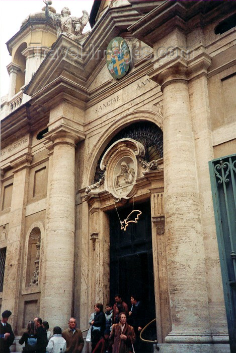 vatican19: Santa Sede - Vaticano - Roma - Church of St Ann of the Palfreys: leaving mess (photo by Miguel Torres) - (c) Travel-Images.com - Stock Photography agency - Image Bank