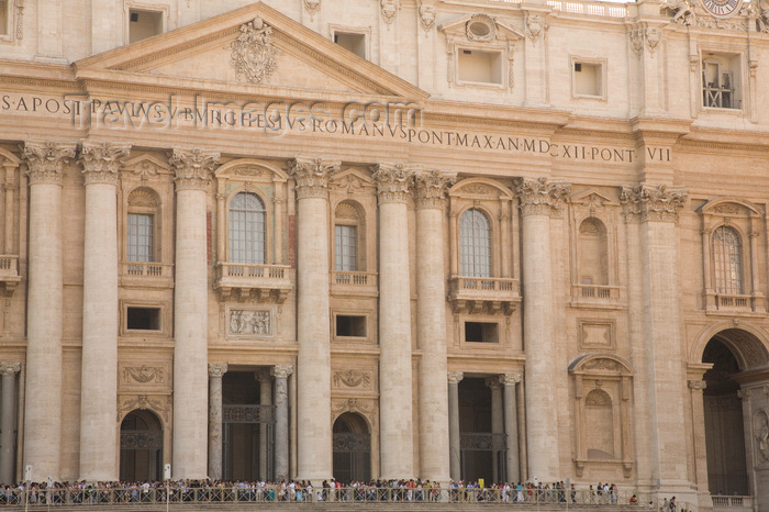 vatican49: Vatican City, Rome - Saint Peter's Basilica - façade in travertine stone by Carlo Maderno - inscription 'IN HONOREM PRINCIPIS APOST PAVLVS V BVRGHESIVS ROMANVS PONT MAX AN MDCXII PONT VII' - photo by I.Middleton - (c) Travel-Images.com - Stock Photography agency - Image Bank