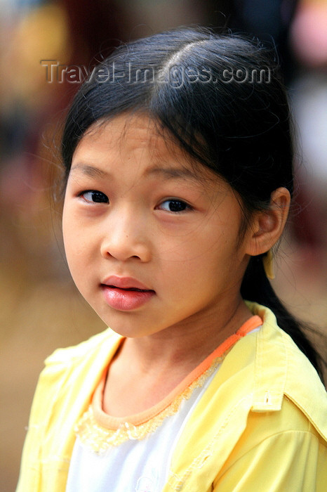 vietnam160: Ba Be National Park - Vietnam: young girl  - photo by Tran Thai - (c) Travel-Images.com - Stock Photography agency - Image Bank