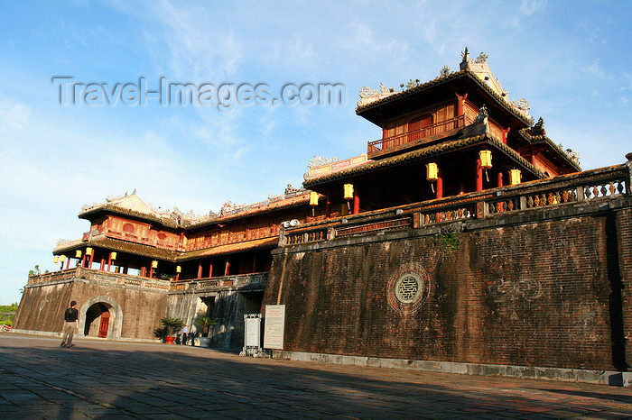 vietnam171: Hue - Vietnam: Imperial Citadel - Ngo Mon, the 'noon' gate - UNESCO World Heritage Site - photo by Tran Thai - (c) Travel-Images.com - Stock Photography agency - Image Bank