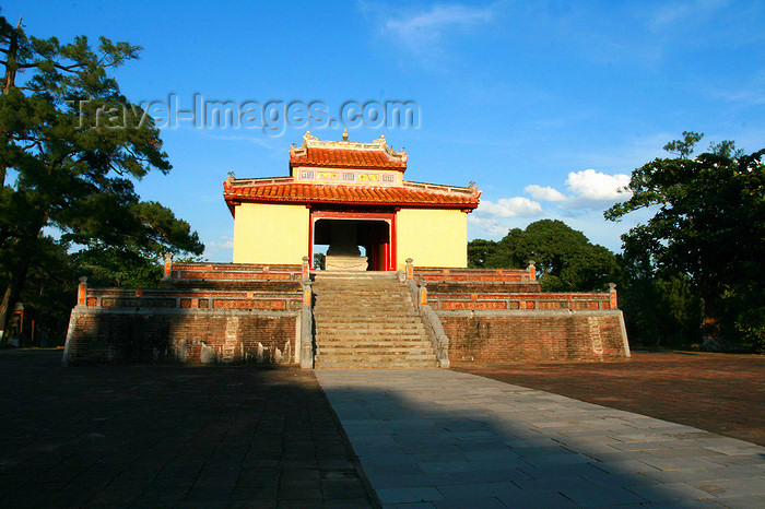 vietnam184: Hue - Vietnam: Minh Mang Mausoleum - the tomb - photo by Tran Thai - (c) Travel-Images.com - Stock Photography agency - Image Bank