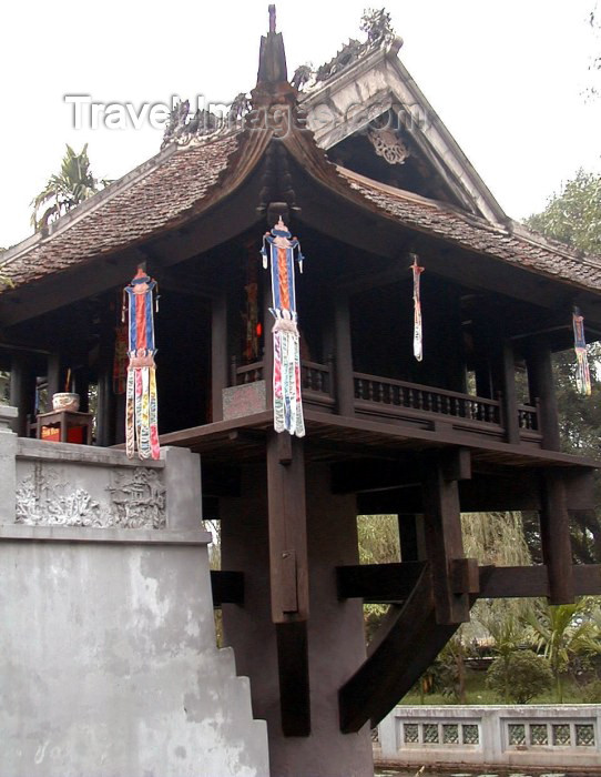 vietnam57: Hanoi - Vietnam: the One Pillar Pagoda c.1049 - photo by Robert Ziff - (c) Travel-Images.com - Stock Photography agency - Image Bank