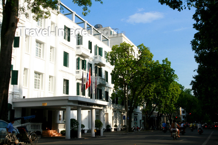 vietnam90: Hanoi - Vietnam - French colonial-style Sofitel Metropole Hanoi hotel - Ngo Quyen Street - photo by Tran Thai - (c) Travel-Images.com - Stock Photography agency - Image Bank