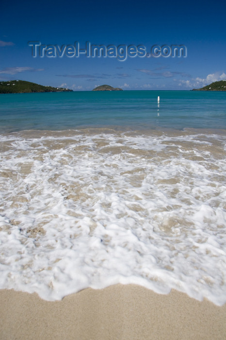 virgin-us46: US Virgin Islands - St. Thomas - Magens Bay: beach - surf (photo by David Smith) - (c) Travel-Images.com - Stock Photography agency - Image Bank