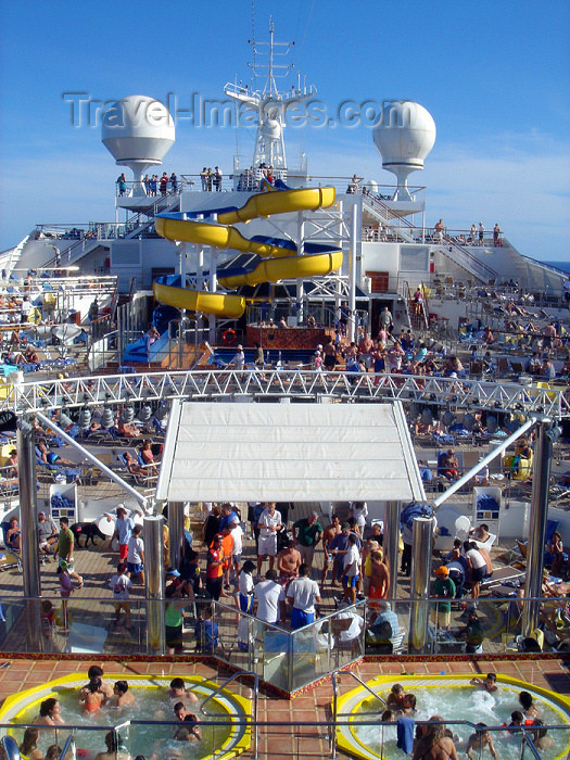 virgin-us69: USVI - St. Thomas - top deck of the Costa Magica luxury ocean liner - jacuzzi - photo by G.Friedman - (c) Travel-Images.com - Stock Photography agency - Image Bank