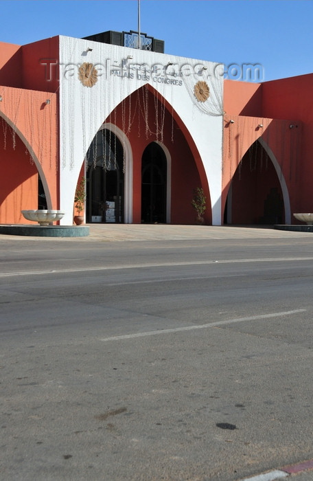 western-sahara116: Laâyoune / El Aaiun, Saguia el-Hamra, Western Sahara: entrance of the Palais des Congrés - Place du Mechouar - parade area - photo by M.Torres - (c) Travel-Images.com - Stock Photography agency - Image Bank