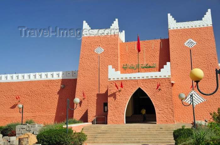 western-sahara14: Laâyoune / El Aaiun, Saguia el-Hamra, Western Sahara: Court of First Instance - Palais de Justice - photo by M.Torres - (c) Travel-Images.com - Stock Photography agency - Image Bank