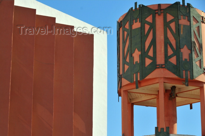 western-sahara63: Laâyoune / El Aaiun, Saguia el-Hamra, Western Sahara: Spanish water tower and Moroccan office building - Blvd de Mekka - photo by M.Torres - (c) Travel-Images.com - Stock Photography agency - Image Bank