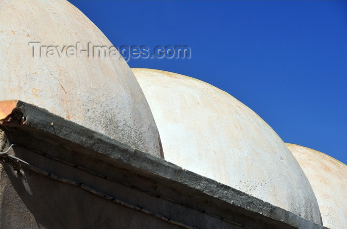 western-sahara87: Laâyoune / El Aaiun, Saguia el-Hamra, Western Sahara: white domes - Colonial district - photo by M.Torres - (c) Travel-Images.com - Stock Photography agency - Image Bank