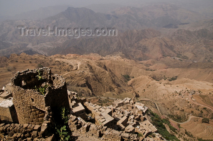 yemen110: Kohlan / Quhlan, Qohlan, Hajjah governorate, Yemen: view from Kohlan citadel - photo by J.Pemberton - (c) Travel-Images.com - Stock Photography agency - Image Bank