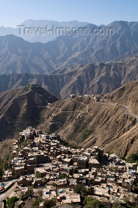 yemen115: Hajjah, Yemen: mountains and part of the town - photo by J.Pemberton - (c) Travel-Images.com - Stock Photography agency - Image Bank