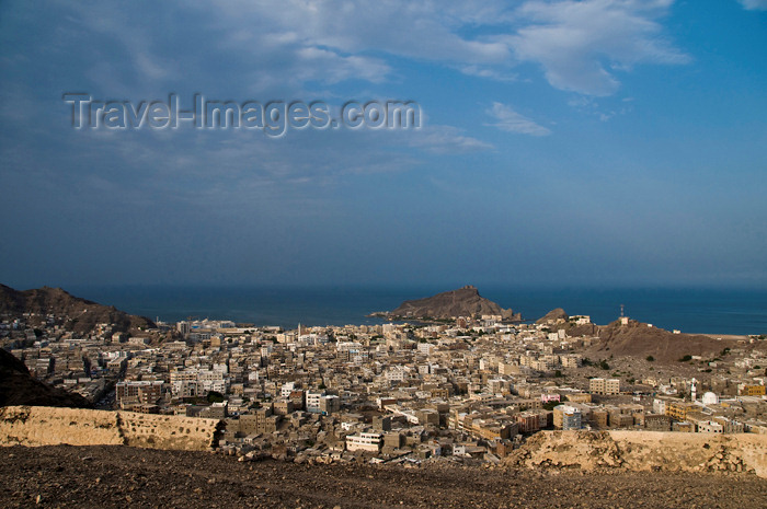 yemen117: Aden, Yemen: view over crater suburb of Aden - Arabian Sea - photo by J.Pemberton - (c) Travel-Images.com - Stock Photography agency - Image Bank