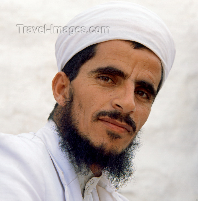 yemen3: Yemen - Sana'a: Sunni jurist - photo by W.Allgower - (c) Travel-Images.com - Stock Photography agency - Image Bank
